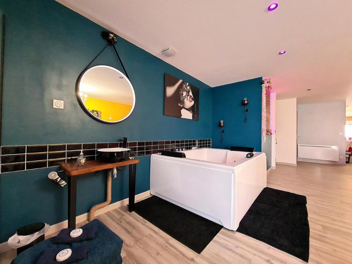 Nuit Insolite-Room Love Saint-Germain  Exteriér fotografie