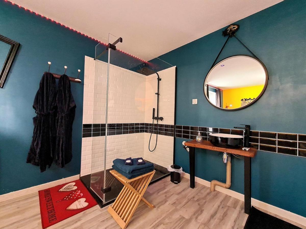 Nuit Insolite-Room Love Saint-Germain  Exteriér fotografie